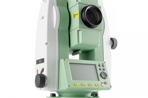 徕卡 TS02PLUS（另配含2个木制脚架，2个棱镜，2副2.15米对中杆及支架，充电器，电池，说明书，仪器箱） 全站仪